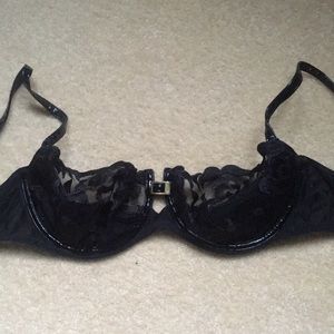 Victoria’s Secret Very Sexy Black Push up Bra